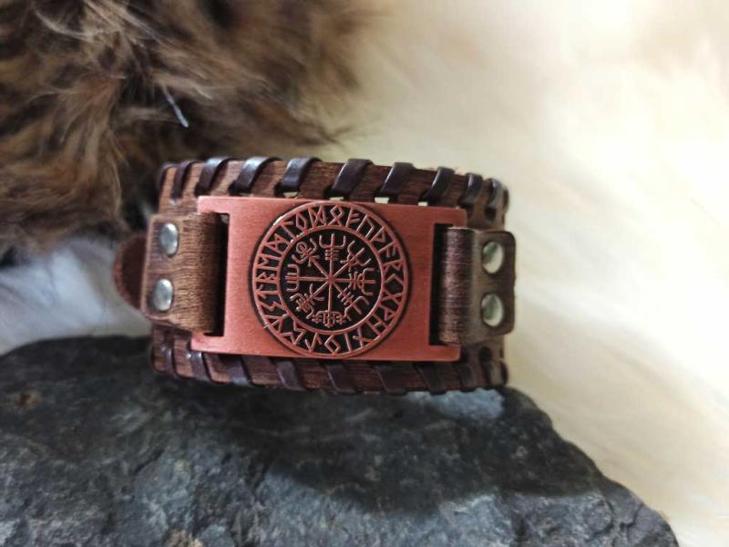 Vegvisir leather bracelet